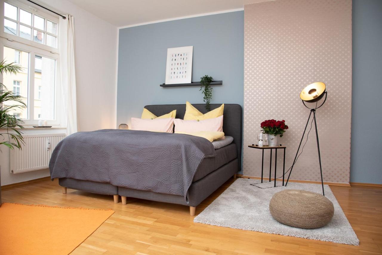 Kassberg Apartment Im Retro-Stil / Netflix & Wifi Chemnitz Buitenkant foto