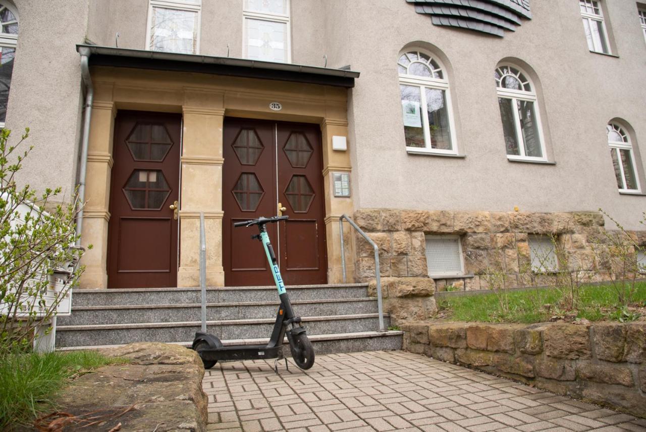 Kassberg Apartment Im Retro-Stil / Netflix & Wifi Chemnitz Buitenkant foto
